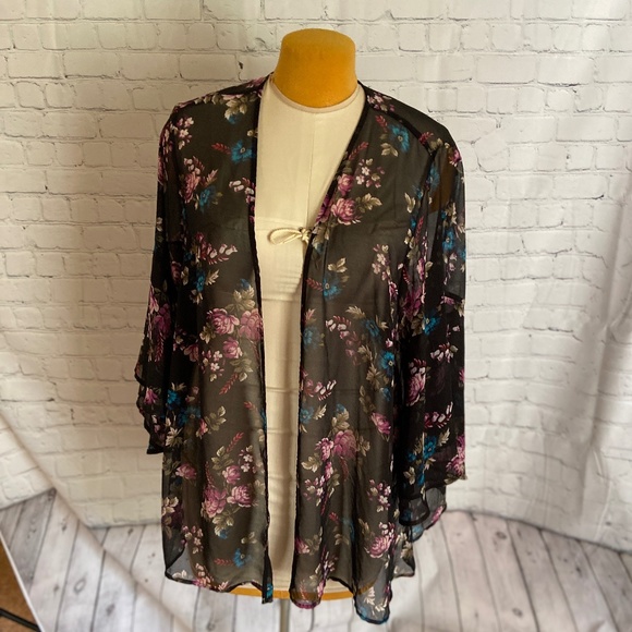 Lane Bryant Jackets & Blazers - Plus size Lane Bryant 18/20 size sheer black blue white jacket